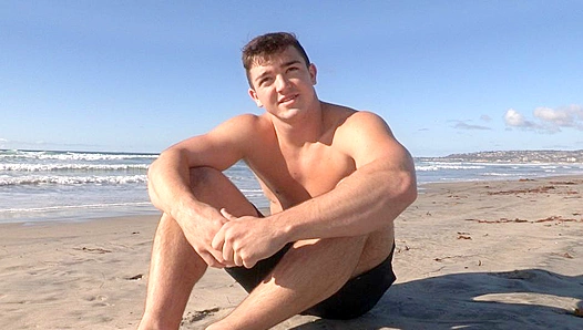 Shredded Preston Cums Hard On Cam - Sean Cody Exclusive