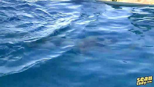 Shredded Bob's Kitchen Solo Session - Sean Cody