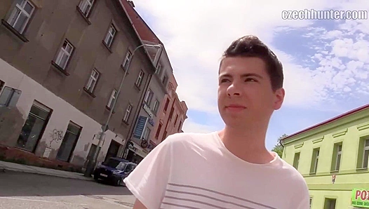 POV ~ Thicc Amateur Takes a Massive Load - XXX Gay