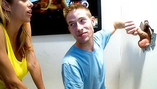 Andras Styles Turns Another Straight Guy in the Glory Hole