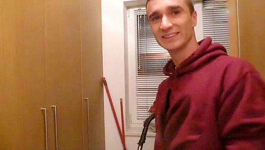 Czech Cutie Makes Bank with His Voracious Ass - XXX Gay