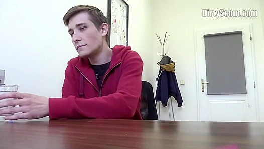 Hot Amateur Guy Gets Sucked During Sexy Gay Casting Call