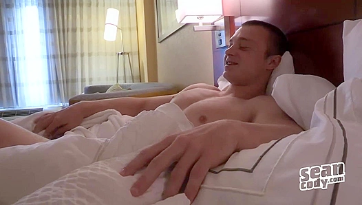 Miller's Dorky Solo Session Ends in a Massive Blow - Sean Cody