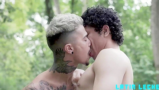 Radison and Kendro Get Wild ~ PoolsideLeche Passion