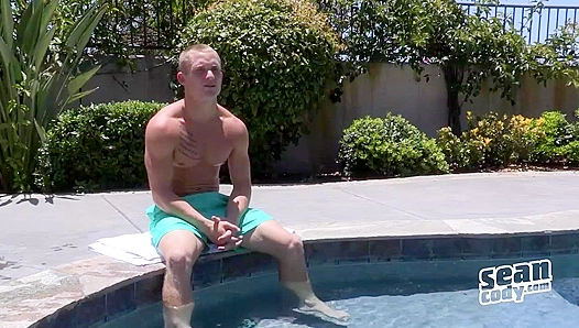 Ripped Solo Stud William Cums Intensely On Camera - Sean Cody