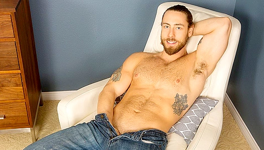 Kenneth's Beefy Glory ~ A Solo Spectacle by Sean Cody