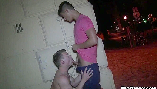 Drago Lembeck Fucks Kinky Tourist Marty in Public Park Encounter