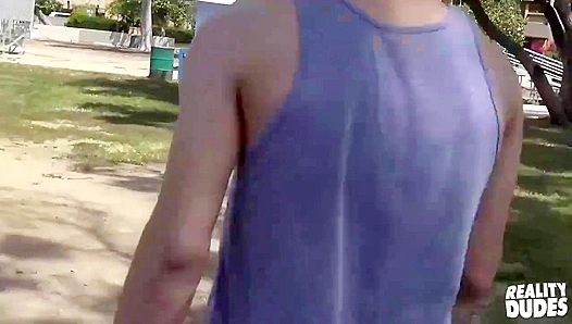 Amateur Brunette Ian Gets Pounded Deep by Hung Stud