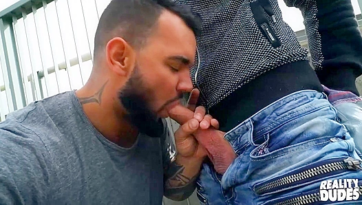 Jerome & Marty ~ Hot European Hunks Fuck Wildly By The Roadside