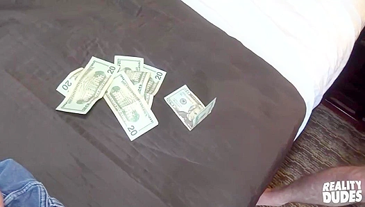 Str8 Hunk Screams as Dick Pounds His Asshole