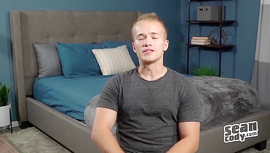 Kit's Bubble Butt Rides a Dildo to Mind-Blowing Orgasm - Sean Cody