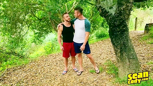 Unprotected Passion ~ Sean and Cam's Steamy Anal Encounter