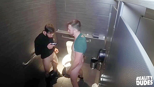 Brad Powers Pounds Tripp Townsend's Ass Hard - Reality Dudes