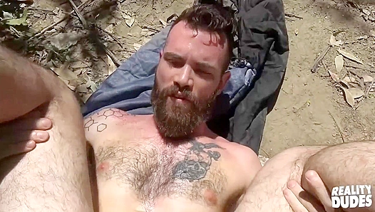 Bearded Hottie Devin Vex Gets Fucked Outdoors by Straight-Acting Paul Wagner