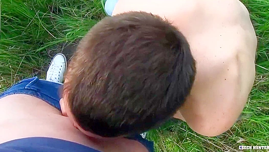 Amateur Czech Hunk Takes It Hard Outdoors - XXX Gay