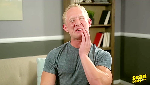 Ripped Blonde Jeremie Masturbates Wildly - Sean Cody Exclusive