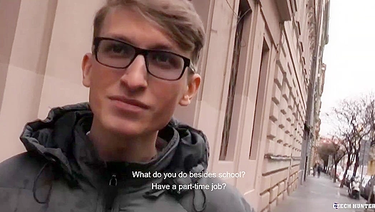 Nerdy Twink Tourist Gets Bareback Anal in Prague - XXX Gay