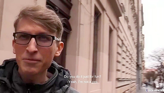 Nerdy Twink Tourist Gets Bareback Anal in Prague - XXX Gay