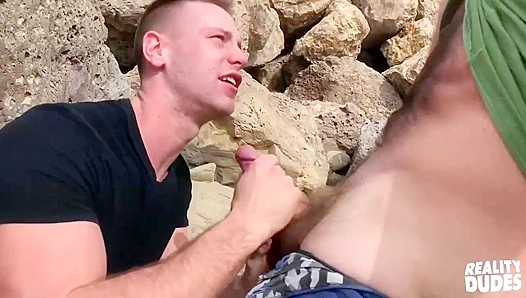 Beefy Brandon Evans & Spencer Whitman Fuck Wild Outdoors - Reality Dudes