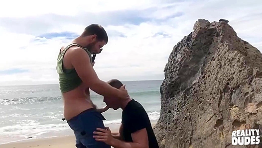 Beefy Brandon Evans & Spencer Whitman Fuck Wild Outdoors - Reality Dudes