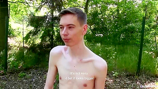 Young Czech Amateur Gets Fucked Doggy Style Outdoors by Czech Hunter