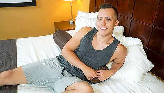 Paul Wagner Tempts Straight Twink David Blake ~ A Str8 Chaser Seduction