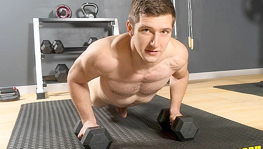 Bubble Butt Brunette Hayes Sucks a Monster Load - Sean Cody