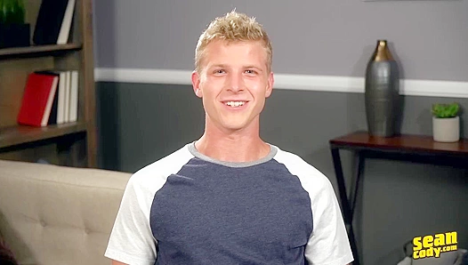 Blonde Hottie Thomas Masturbates Intensely - Sean Cody
