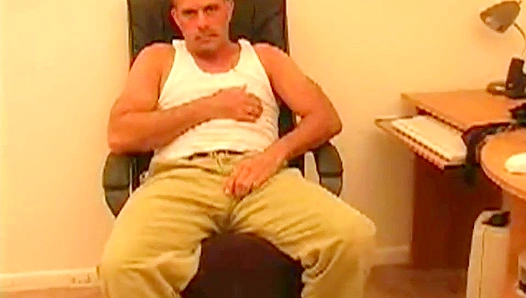 Hot Hunk Cliff Takes On Men Over 30