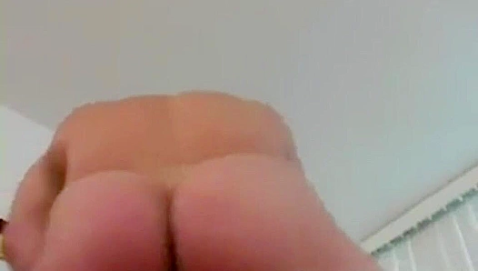 Power Strokes ~ P.R.'s Dominant Dick Work Makes Him a True Stud - Hot Dudes Over 30