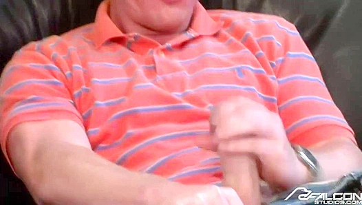 Matt Sucks Hard on Well-Hung Hottie Jake - Falcon Studios