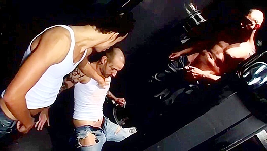 Hot Threesome ~ Twisted Dudes Crave Tasty Loads