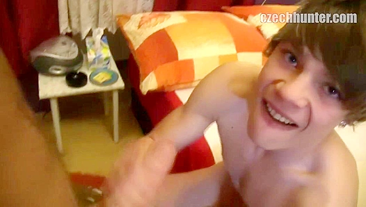 Czech Hunter ~ Bieber-Lookalike Gets Facial & Gaped Wide Open