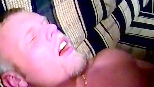 Chubby Amateur Hotties Get Passionate ~ Bonus Hunks Edition