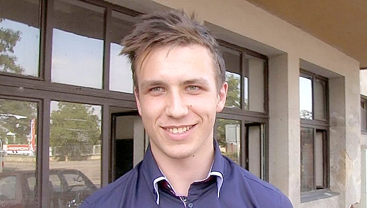 Pretty Boy Twink Sucks Huge Cock - XXX Gay