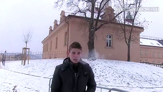 Muscular Euro Hottie Gets a Massive Facial - XXX Gay