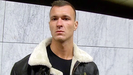 Badass Gay Bottom Takes It Deep - XXX Gay