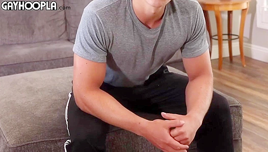 Beefy Stud Shows His Cock, Hides His Face