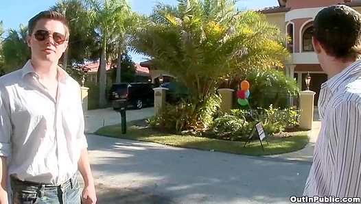 Two Amateur Dudes Get Fucked at an Open House Exhibition