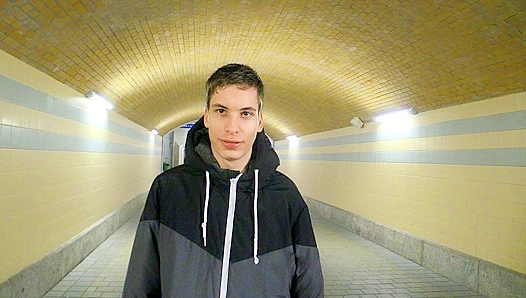 Amateur Hottie Rides Wild in Intense POV - XXX Gay