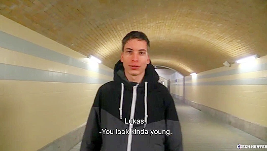 Amateur Hottie Rides Wild in Intense POV - XXX Gay