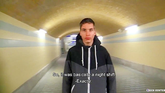 Amateur Hottie Rides Wild in Intense POV - XXX Gay