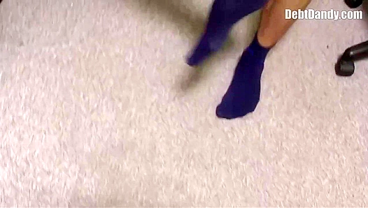 Debt Dandy ~ Broke Dude Takes a Hot Facial