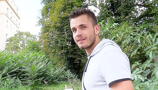 Bubble Butt Cutie Spreads Wide for Massive Cock - XXX Gay