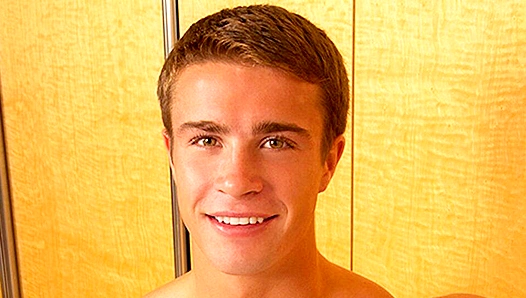 Ripped Hottie Masturbates Solo ~ A Scorching Sean Cody Session