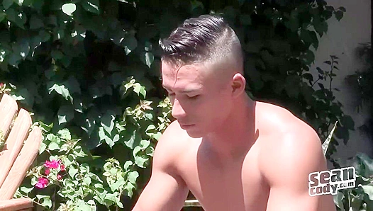 Hot Latino Amateur Strokes His Uncut Cock Live On Camera - Sean Cody