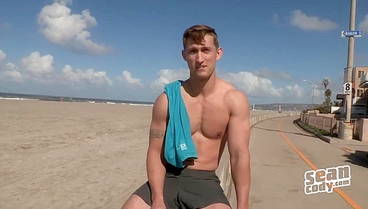 Ripped Stud Masturbates Solo on Bed - Sean Cody