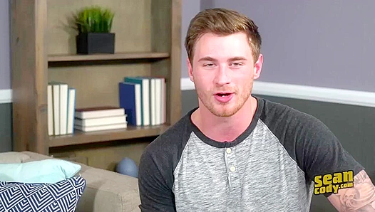 Shy Hottie Knox Masturbates to Orgasm - Sean Cody Exclusive