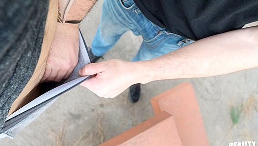 Paul Wagner Pounds Straight First-Timer Levi Logging Hard