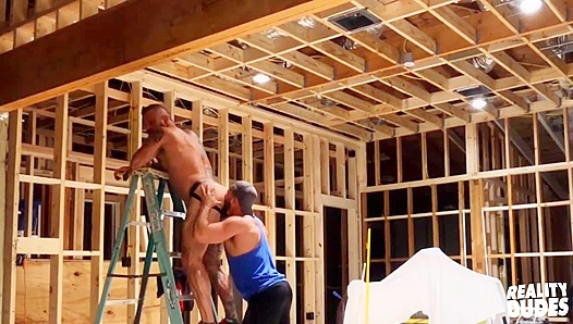 Massive Dick Amateurs Pupcheer and Tank Joey Pound Each Other Raw - Reality Dudes